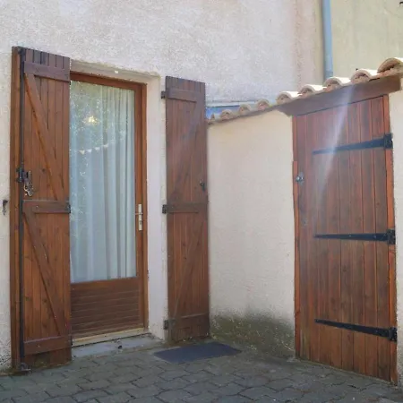 Maison 5 Pieces, 8 Couchages, Terrasse, Proche Et Commerces - Pierre La - Fr-1-229d-240 Holiday home *