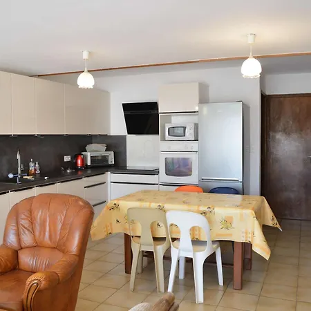 Holiday home Maison 5 Pieces, 8 Couchages, Terrasse, Proche Et Commerces - Pierre La - Fr-1-229d-240 *